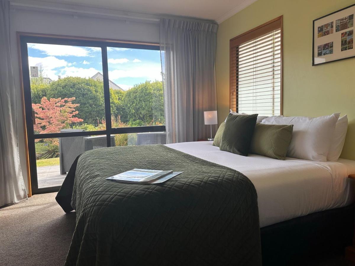 Wanaka Springs Lodge ภายนอก รูปภาพ