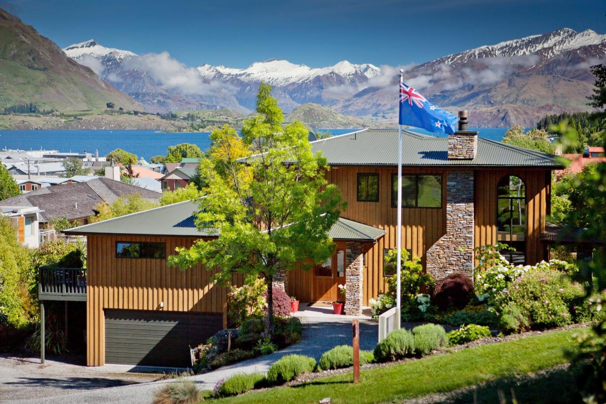 Wanaka Springs Lodge ภายนอก รูปภาพ