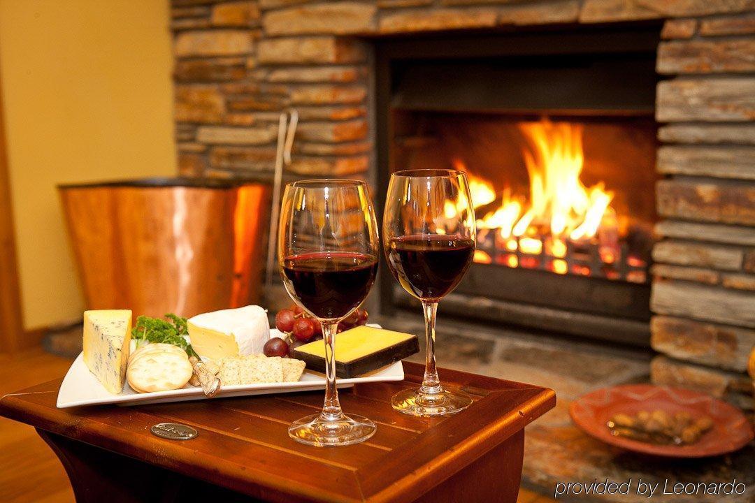 Wanaka Springs Lodge ภายนอก รูปภาพ