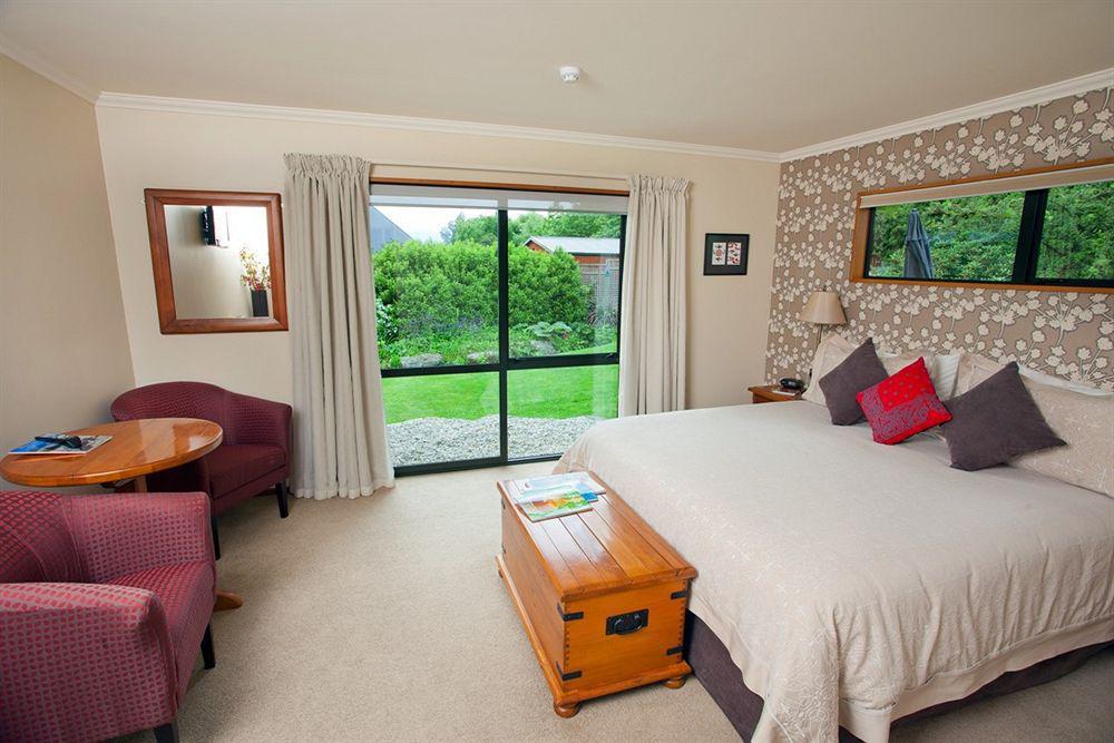 Wanaka Springs Lodge ภายนอก รูปภาพ